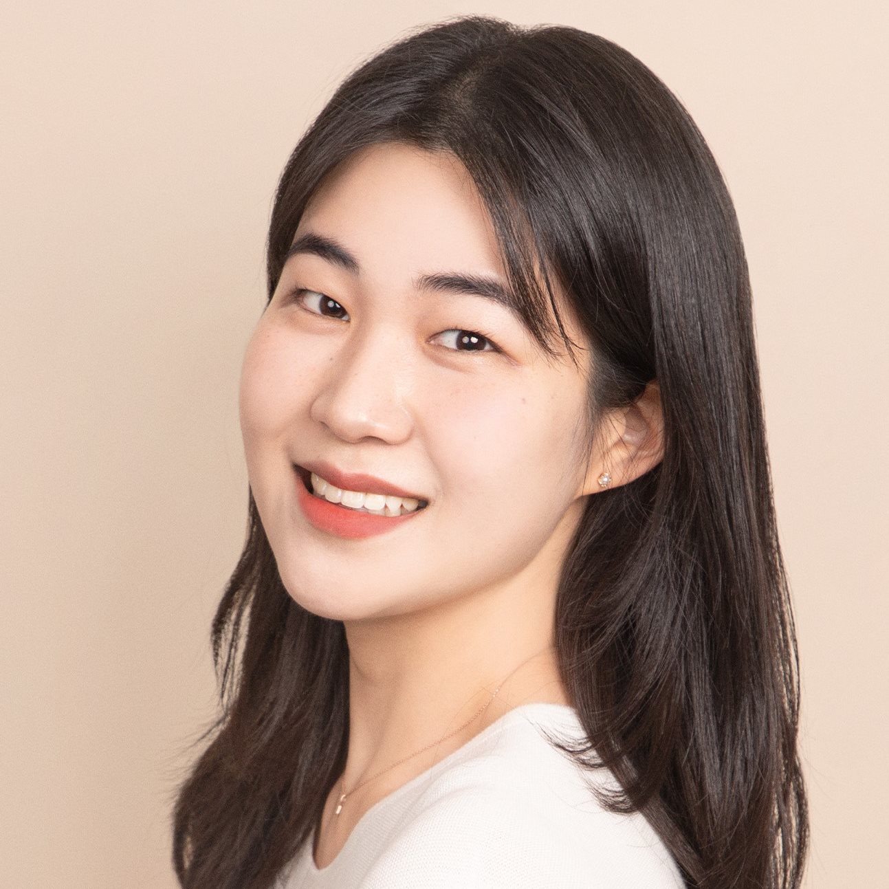 Jiye Lee