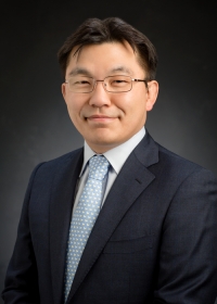 Hyunjoon (Joon) Kong, Associate Professor and Centennial Scholar, Chemical and Biomolecular Engineering