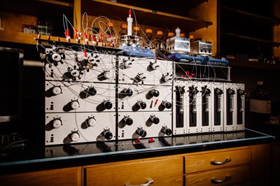Automated synthesis platform in the Molecule Maker Lab.&amp;nbsp;Photo credit: L. Brian Stauffer.